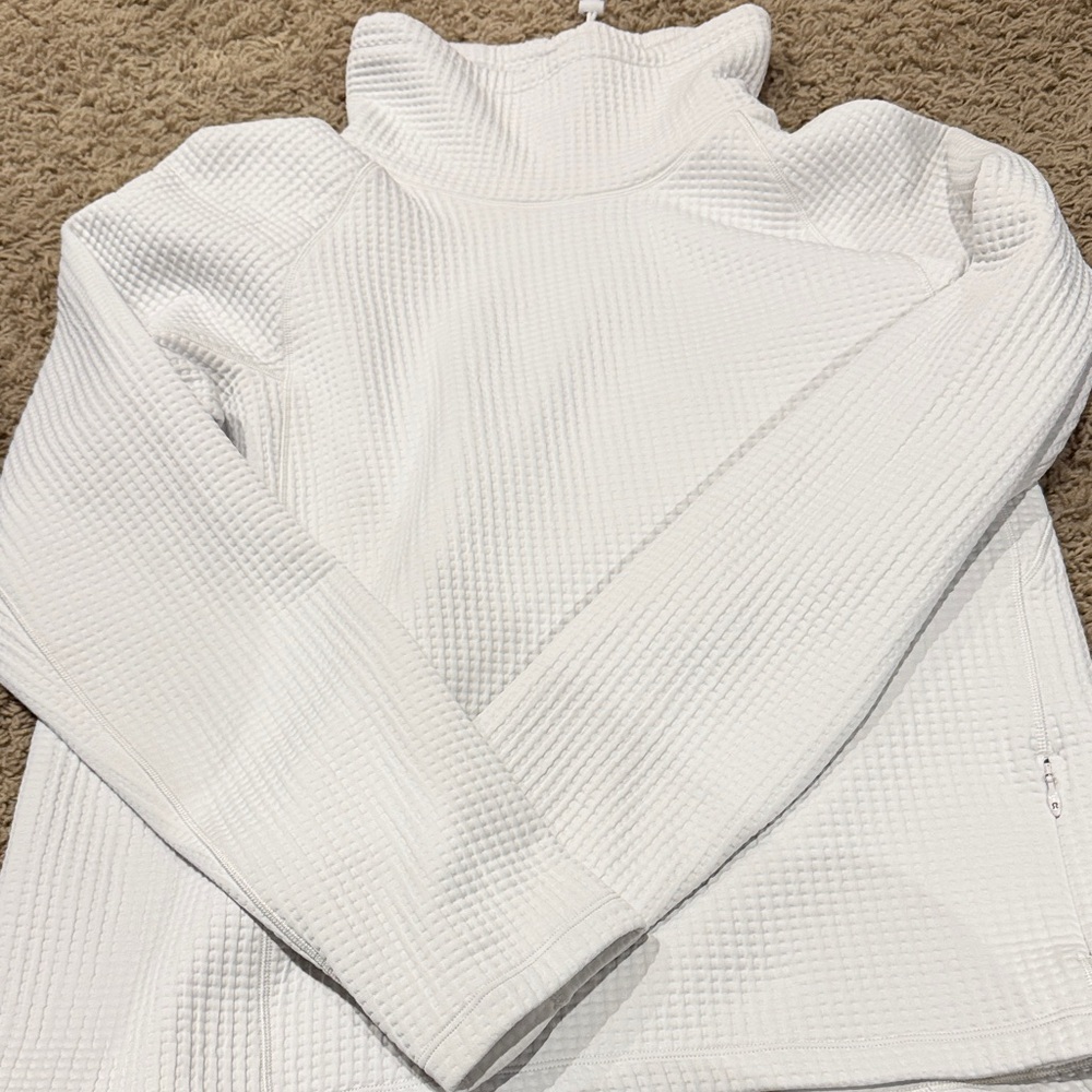 Women's Textured Sweater lightest blue